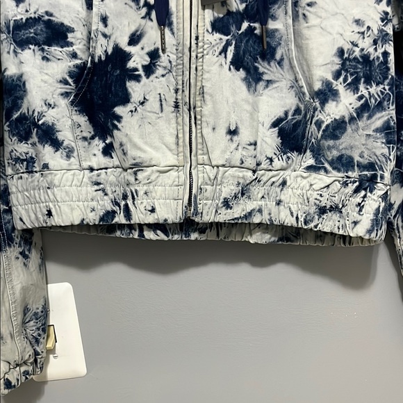 NWT BlankNYC Tie-Dye Zip-Up Hoodie - Picture 3 of 6